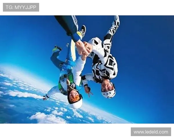 成都极限运动队在极限运动联赛中的默契配合与精彩表现分析